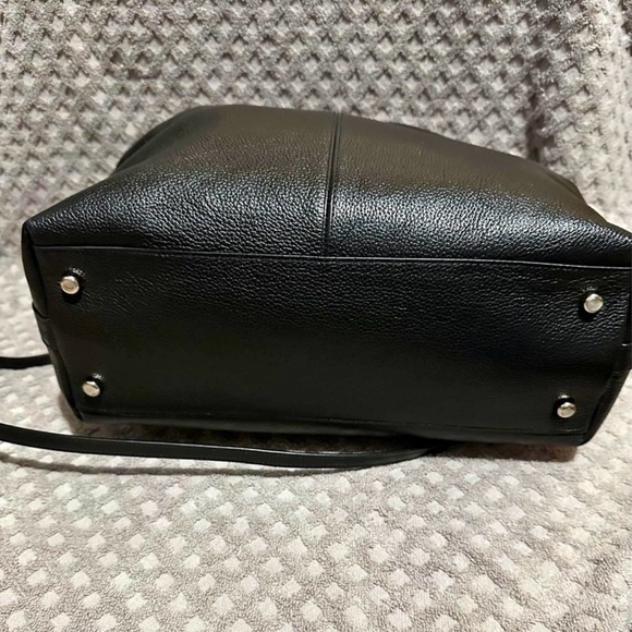 Gorgeous Authentic Coach Bag - Picture 3 of 4